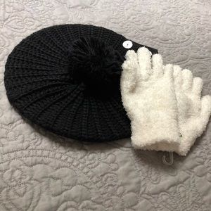 Beret and gloves set